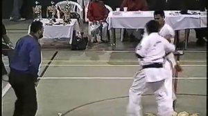 karate CHIEFEC KYOKUSHIN Felix en acción.wmv