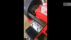 Станок для расточки тормозных барабанов и дисков Т8465