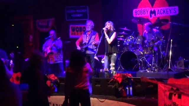 Michelle Robinson W/ Bobby Mackey & His Best Damn Band - Jackson
