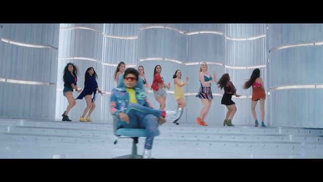 Mosalo Mosalu Video Song (Tamil) | The Legend | Legend Saravanan | Harris Jayaraj | JD–Jerry смотреть онлайн