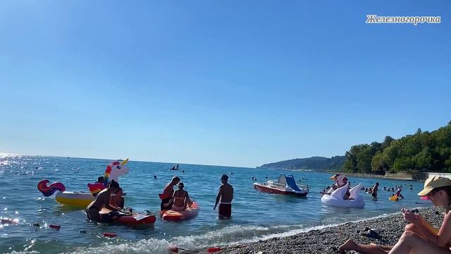 Сочи. Черное Море. Расслабляющий шум и интересные развлечения. летние развлечения