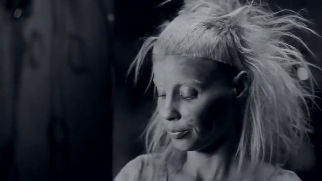 DIE ANTWOORD - I FINK U FREEKY