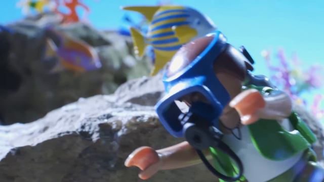 ROBert explains the corona virus to children | PLAYMOBIL смотреть онлайн