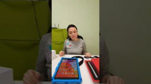 Распаковка планшета Apple iPad и обзор приложения PECS 4+