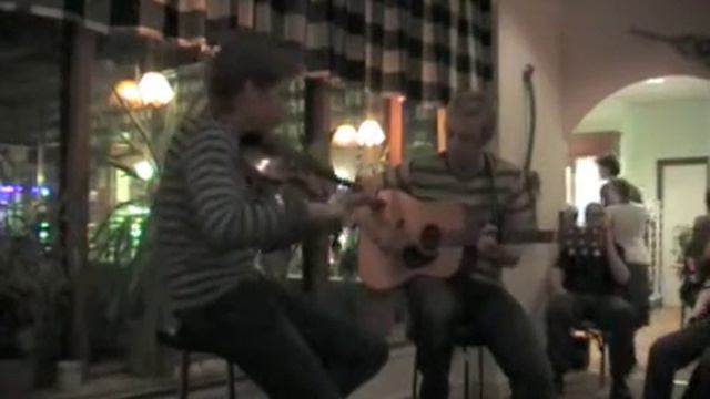 Chapel Bells смотреть онлайн