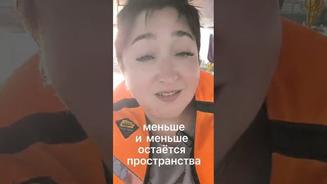 Родился малыш, а муж остался в тени