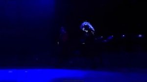 Michael Jackson - Beat It Solos Through The Years (Van Halen, Jennifer Batten, Orianthi)