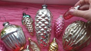Винтажные ёлочные игрушки СССР. Шишки, жёлуди, орехи.