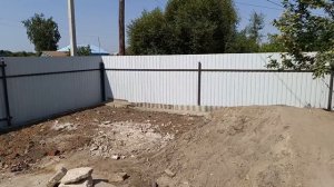 Пакуем чемоданы для переезда. Сбор арбузов. Закончили заливочные работы.