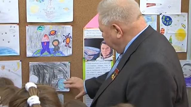 Космонавт Георгий Гречко. Визит в Нижегородскую область в 2013 году.