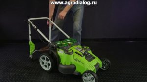 Аккумуляторная газонокосилка Greenworks G40LM49DB – сборка операторской рукоятки