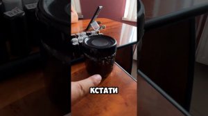 Выбрал парфюм себе и жене