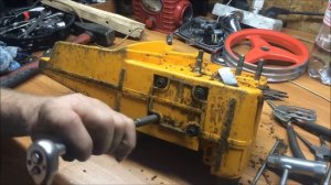 Бензопила Мак-325 немного заводской  регулировки !)