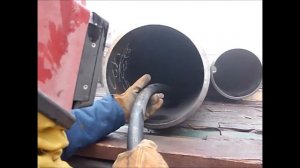 Пескоструйная обработка труб  диаметром 406мм СХЗ 2016