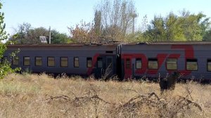 AndroVid_join_5458.mp4.
Три пассажирских поезда.