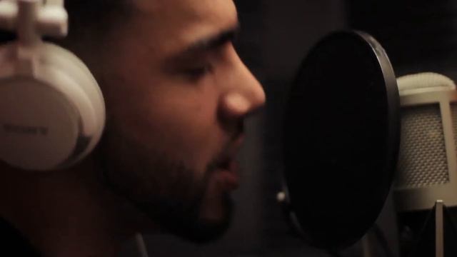 Oh305 - Bowl Hits N Coladas смотреть онлайн