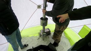 3х-слойная зимняя палатка Медведь Куб-3/Дровяная печка для палатки Горынычъ