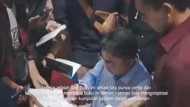Rocky Gerung ke Pekanbaru, Riau. Bedah Buku "Sebuah Awalan" Miftah Nur Sabri Bersama Erwin Aksa.