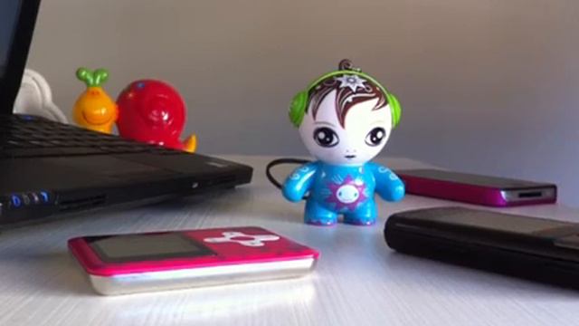 LizzyLove portable speaker demo смотреть онлайн