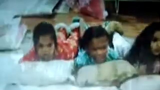 Bailee Madison and Madison Pettis-Reach for the Stars смотреть онлайн