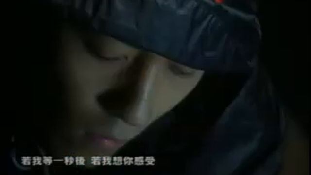 Both Hands смотреть онлайн