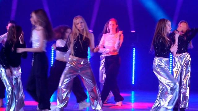 Paint the town смотреть онлайн