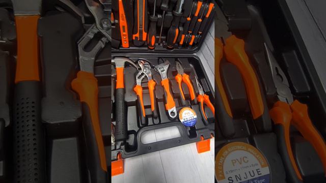 Набор инструментов для электрика смотреть онлайн