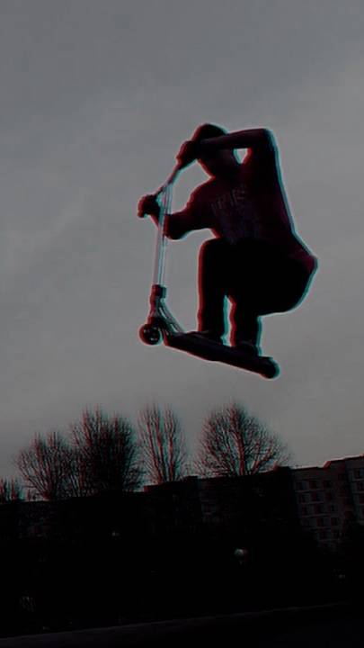 Катаемся на самиках в скейт парке. смотреть онлайн