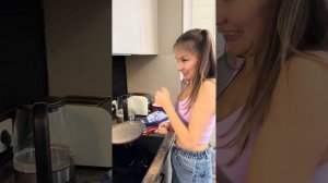 Гарик и дочка на даче