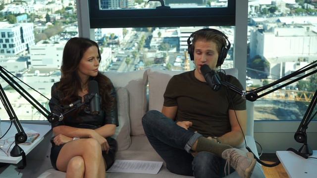 Keegan Allen talks crushing on Tammin, environmentalism, Harvey Weinstein, crying w/ Ian Harding смотреть онлайн