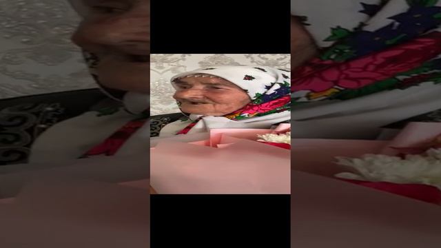 Сәлимә апа 90 яшь тулу эстафетасын тапшырды