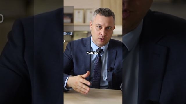 Зайти в квартиру без разрешения пристав может только при наличии разрешения старшего пристава
