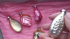 Винтажные елочные игрушки СССР. Листочки и жучки.