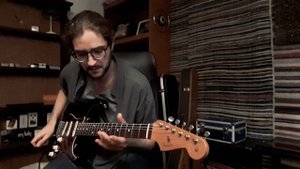 "Battle Without Honor Or Humanity" by Tomoyasu Hotei // Guitar Looper