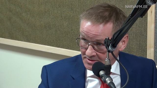 Гость студии Narva Fm - министр административного управления Эстонии Яак Ааб.