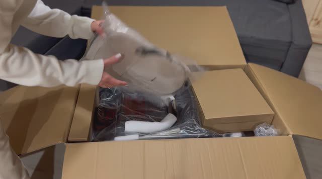 Распаковка и сборка коляски Carrello Vector