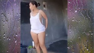 Nakaka gigil talaga no bra no panty   Ligo Challenge