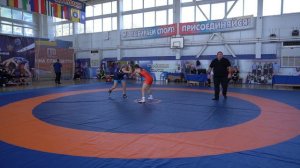Вес 62 кг.Победа на туше! Дубовик (респ. Дагестан)-Соловьёва (Ростовская обл.), девушки до 16 лет.