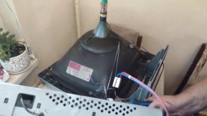 Отходы или сокровища_ Разбор старой видеодвойки LG.