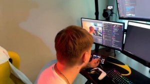 S1MPLE ОЦЕНИВАЕТ КВАРТИРУ ЗЛОГО / S1MPLE В ГОСТЯХ У ЗЛОГО!