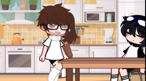 "Не знаю как так вышло" (Линч, Лили, Джон)