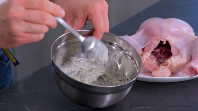 Запеченная КУРИЦА В ДУХОВКЕ целиком ☆ Сочная курица С ХРУСТЯЩЕЙ КОРОЧКОЙ