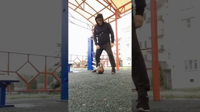силовой рывок с гирей