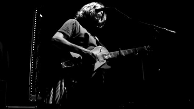 Stone Gossard [Brad] - DESENFADO (Live at De Boerderij, Zoetermeer, 14-02-2013) смотреть онлайн