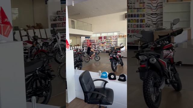 Когда перевыполнил план по продажам #мотосалон #rollingmoto смотреть онлайн