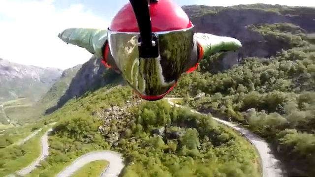Бейсджампинг #1. Basejumping in Norway Heliboogie 2015! смотреть онлайн