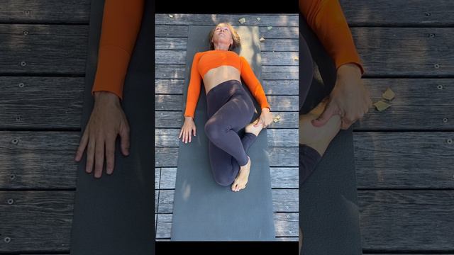 Разгрузить спину. прохрустеть позвоночник смотреть онлайн