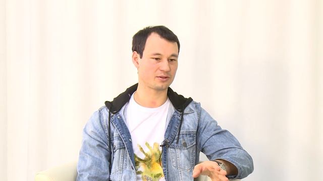 Ярамир Низаметдинов: "Алдыгызда максатыгыз булмаса, әниегезне сөендерер өчен эшләгез!"