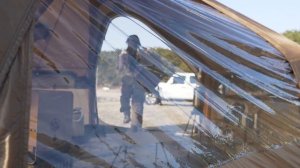 Комфортный кемпинг с новой воздушной палаткой на море