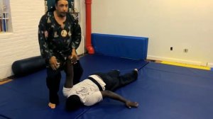 Sanuces / Kumite technique by GM George Logan: Gooseneck off choke